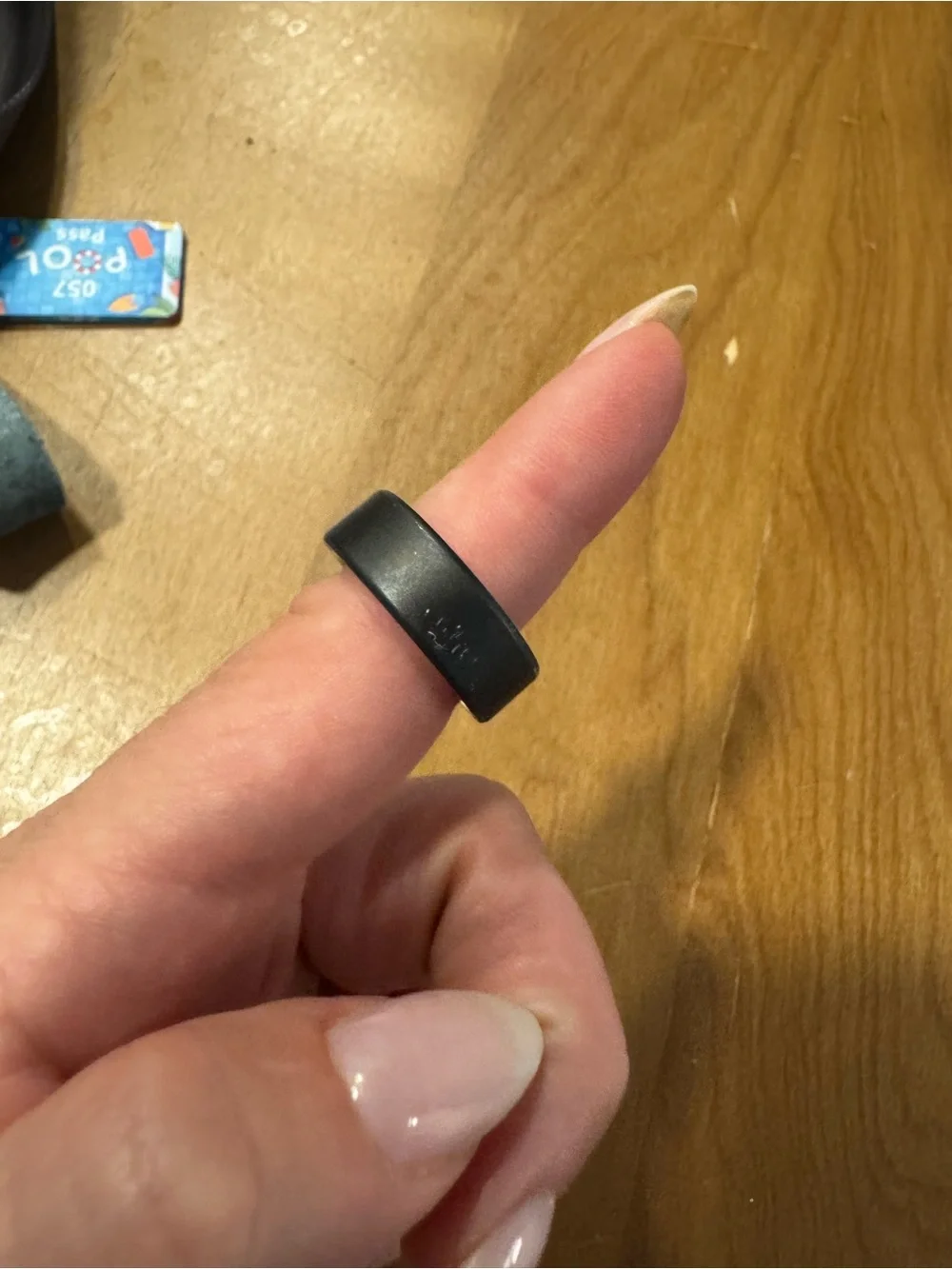 Oura Gen 4 Ring color Stealth size 9